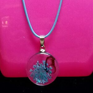 NWOT Fashion Necklace Blue Round Butterfly Pendant Jewelry #41